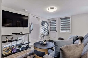 TV, fireplace, video games, stereo