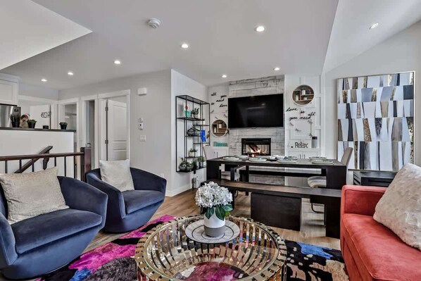 TV, fireplace, video games, stereo