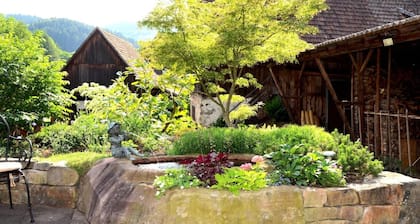 Oberbauernhof - Wohnung "Am Garten" | Liebevolle FeWo im schönen Schwarzwaldhaus