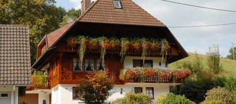 Oberbauernhof | Am Garten - Lovely apartment in a beautiful Black Forest house