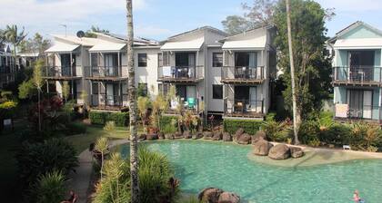 Noosa Lakes Apartment