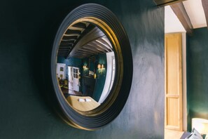 Camera Junior, vista giardino | Wi-Fi gratuito