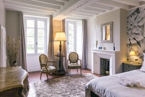 Standard Room, Garden View | Living area - Le Prieuré du Preux  (Sepeaux)