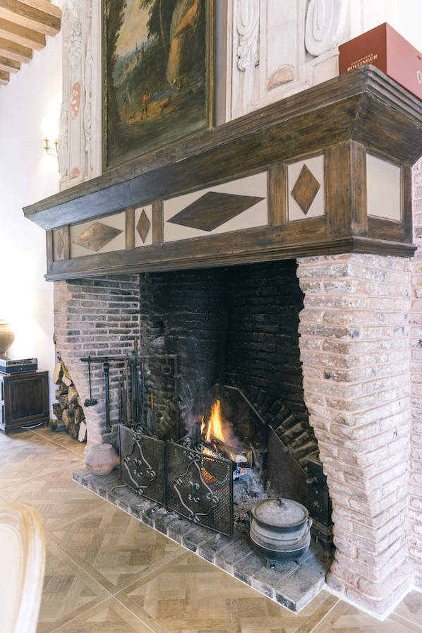 Classic Cottage, Patio, Garden View | Living area - Le Prieuré du Preux (Sepeaux)