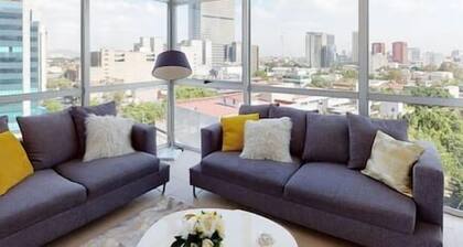 MH Luxuriously appointed 2BR 2BT - Panoramic View