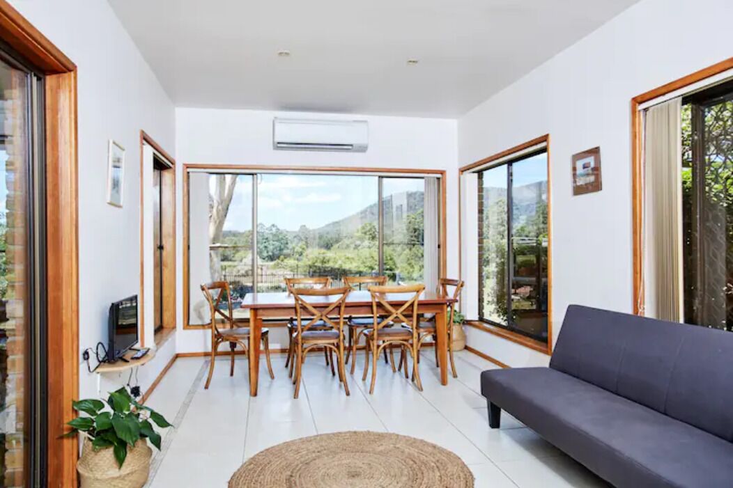 Smart TV, fireplace, DVD player, books