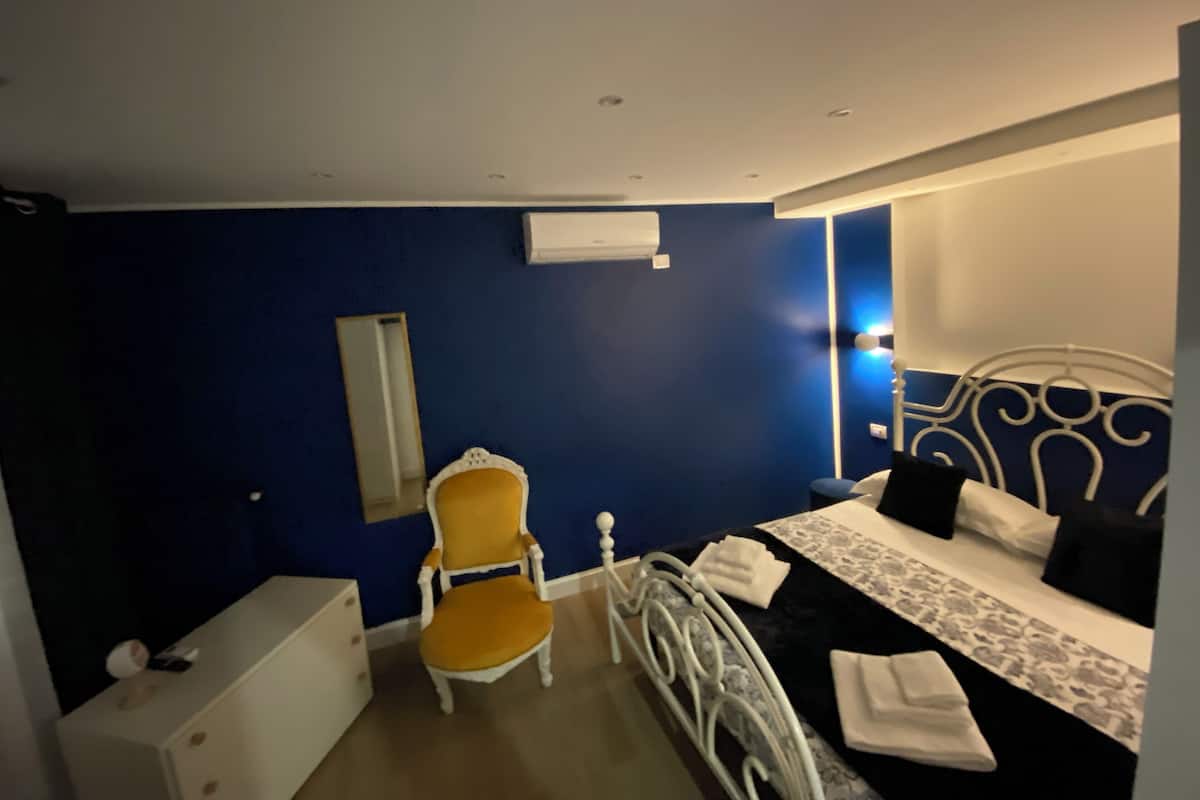 Family Double or Twin Room (Scirocco) | Iron/ironing board, free WiFi