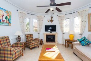 TV - CH Villa Rio Tajo Rojales (Rojales)