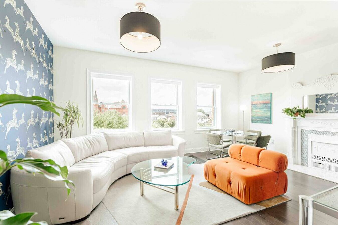 Lux Washington Park w Rooftop Patio and Free Parking