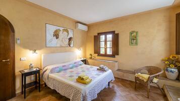 2 Schlafzimmer, Reisekinderbett, kostenloses WLAN, BettwÀsche