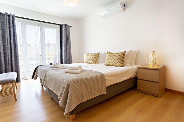 1 bedroom, iron/ironing board, free WiFi