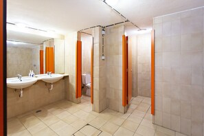 Badewanne, Haartrockner