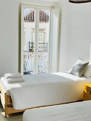 2 bedrooms, iron/ironing board, free WiFi