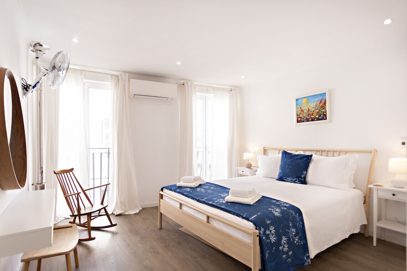 2 bedrooms, iron/ironing board, free WiFi