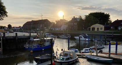 Ferienwohnung "Norderhus" (WH2) mit 70qm - ruhige zentrale Lage - mit Balkon