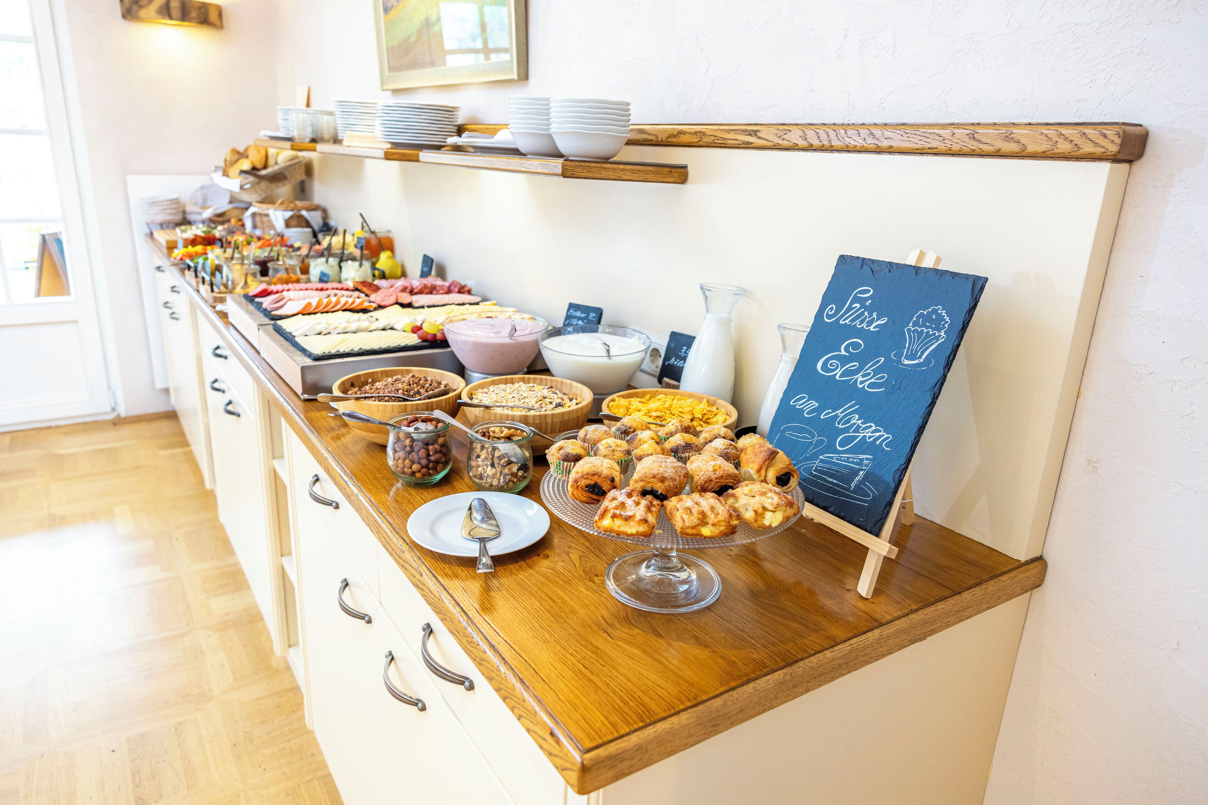 Desayuno con opciones de la cocina local todos los días (con cargo)