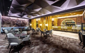 Bar (en el alojamiento)