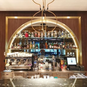 Bar (on property) - HOTEL TURIST (Varazdin)