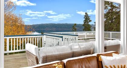 Gigantic 6b3b Home | Water View+Hot Tub+Game Room