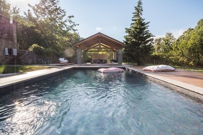 Charming & Authentic Stone House La Brugna