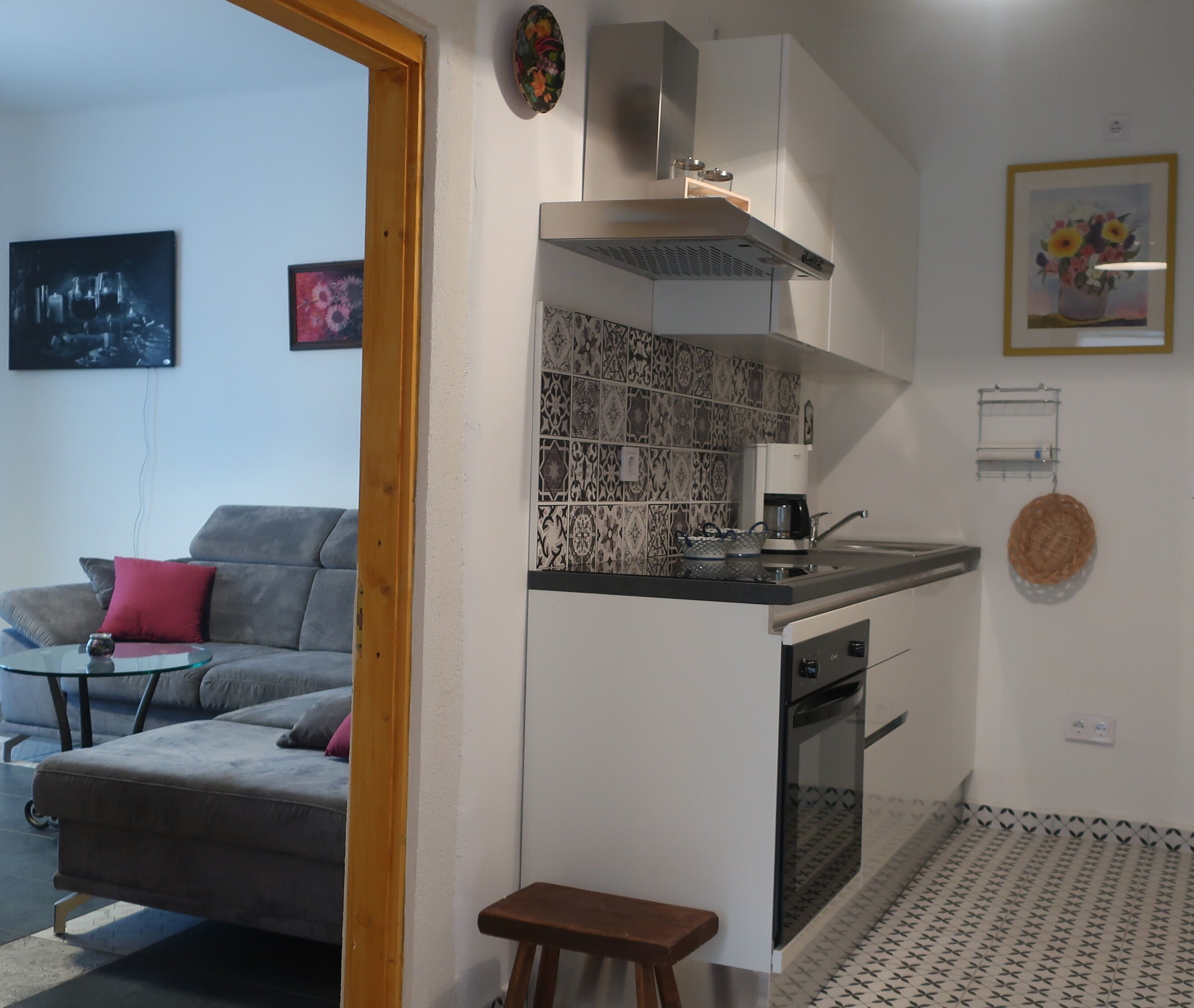 Réfrigérateur, four, plaque de cuisson, lave-vaisselle