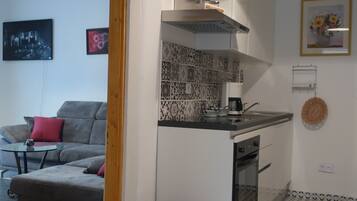 Réfrigérateur, four, plaque de cuisson, lave-vaisselle