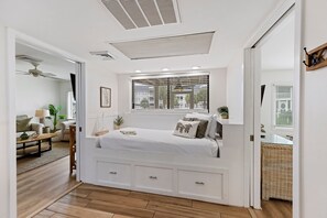 1 غرفة نوم ومكواة/لوح كي وواي فاي وملاءات أسرّة