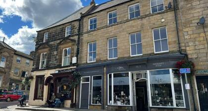 Angel Lane Apartment. Alnwick Town Centre