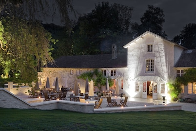 Hôtel la Source Bleue