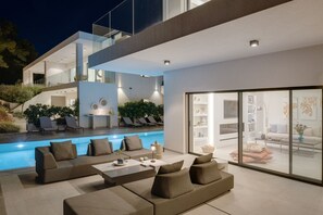 Vila Royal | Teras/patio