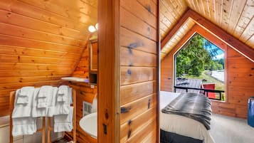 1 dormitori i roba de llit