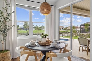 Dining - Villa Vianni in Cape Coral (Cape Coral)