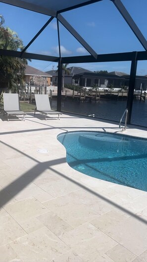 A heated pool - Villa Vianni in Cape Coral (Cape Coral)