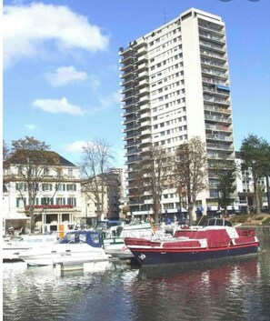 Marina - Studio le wilson opposite Mulhouse train station (Mulhouse)