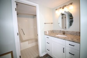 Bathroom - Fun in the sun at this Cherry Grove Condo! Vacant weeks are discounted! (North Myrtle Beach)