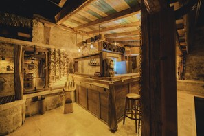 Bar (en la propiedad)