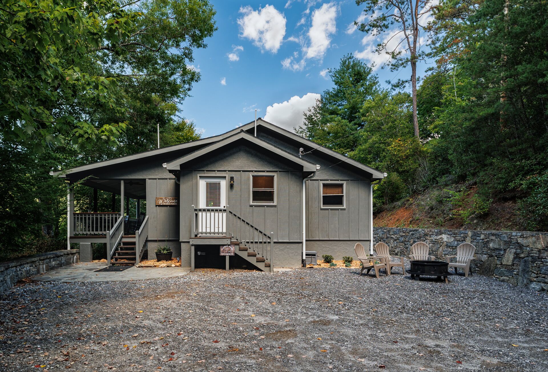 Tucked Away Smoky Mountain Cabin
