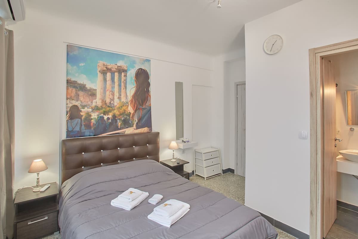Deluxe Double Room, 1 Double Bed, Non Smoking, Annex Building (37)