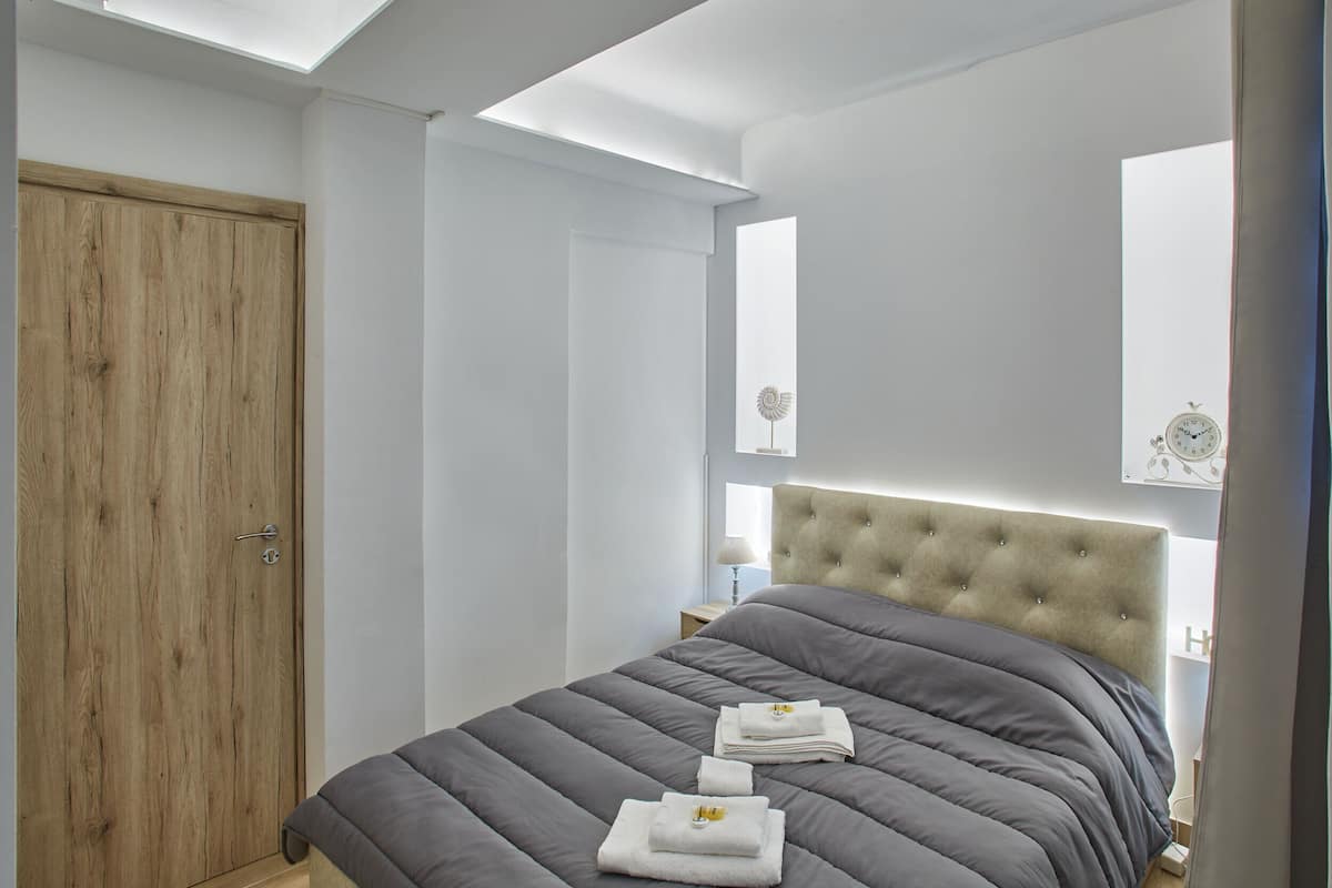 Deluxe Double Room (33)