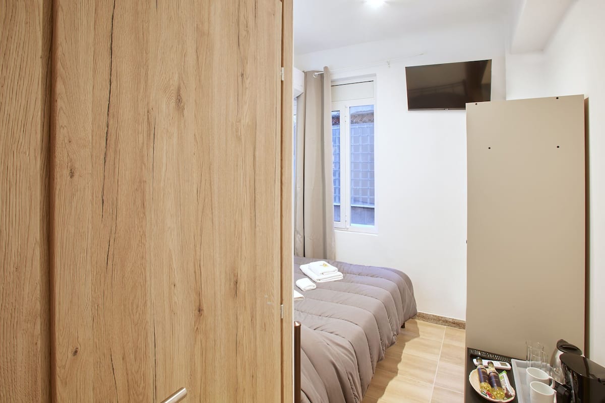 Economy Double Room (32)