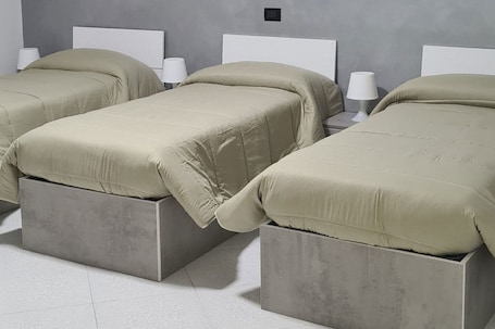 1 habitación y caja de seguridad en la habitación