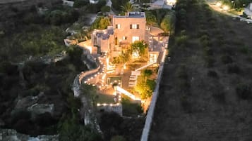 Esterni