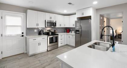 2BD Cozy & Comfortable, Scottsdale Getaway