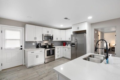 2BD Cozy & Comfortable, Scottsdale Getaway