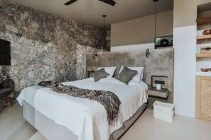 4 habitaciones, tabla de planchar con plancha, wifi y ropa de cama 