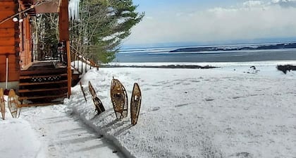 Chalet with exceptional view of the St. Lawrence