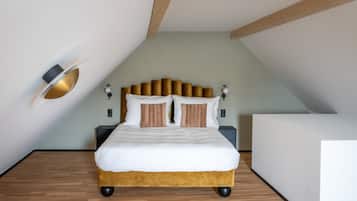 XL Studio, Kitchen, 2 Sofa Beds, Duplex | 1 bedroom, individually decorated, individually furnished