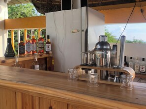 Bar (en la propiedad)