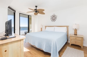 4 bedrooms, iron/ironing board, Internet, bed sheets