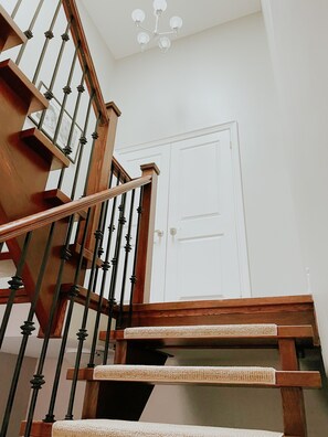 Interior - West end Toronto home with backyard oasis (Toronto)